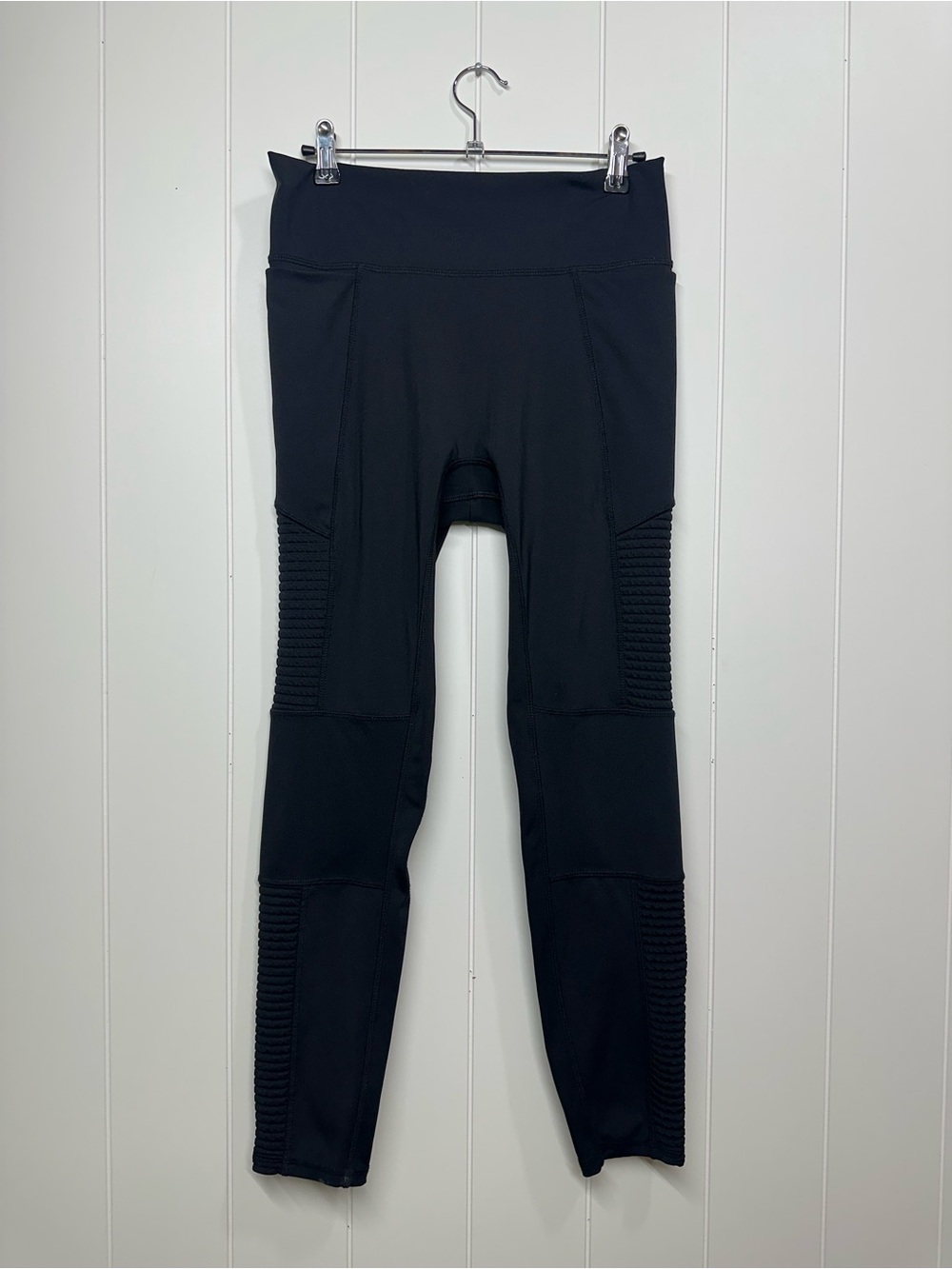 Fabletics Moto Leggings Women’s Large Black High Rise Compression Athletic yoga